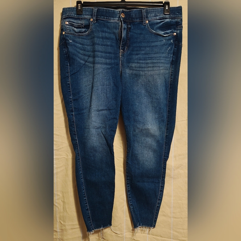 Torrid Bombshell Skinny Super Soft Distressed Jeans 22R